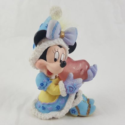 Disney Minnie Mouse Holding a Pink Heart