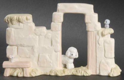 Precious Moments figurine Wall featuring a lamb in a doorway